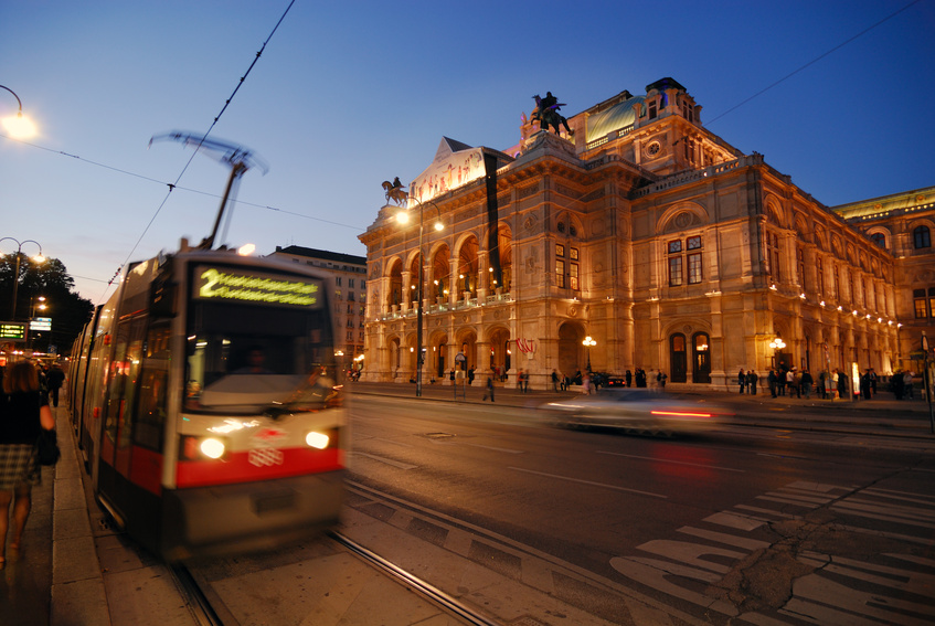 Vienna nightlife tram party